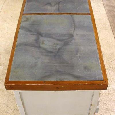  Country Paint Decorated Multi Drawer Kitchen Island

Auction Estimate $400-$800 â€“ Located Inside 
