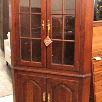  Cherry â€œStatton Furnitureâ€ 12 Pane Corner Cabinet

Auction Estimate $100-$300 â€“ Located Inside

  
