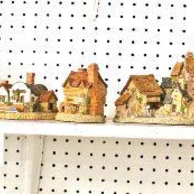  Shelf Lot of Holiday Villages

Auction Estimate $20-$100 â€“ Located Glassware 