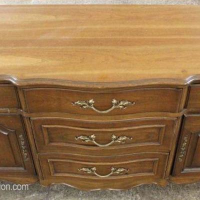  Mahogany French Provincial 5 Drawer 2 Door Buffet

Auction Estimate $100-$300 – Located Inside 