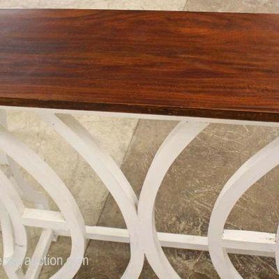  Painted Frame Modern Design Natural Finish Top Console

Auction Estimate $100-$300 – Located Ins