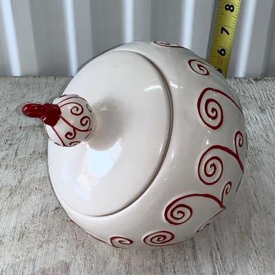 Cookie jar
View all 100+ lots at https://texastauctions.com