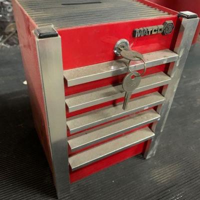 707: Matco mini toolbox bank
Approximately 5x5x8 Tall