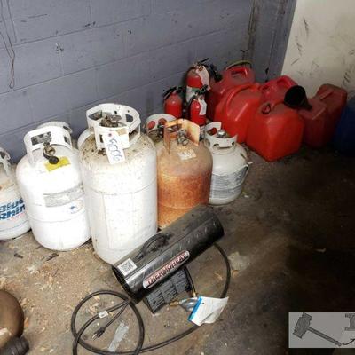 5006: Heater, 9 propane tanks, 8 gas cans, 3 fire extinguishers
Heater, 9 propane tanks, 8 gas cans, 3 fire extinguishers