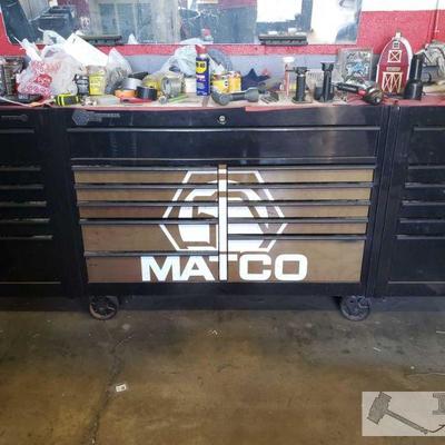 Matco Pro-Formance Series Tool Box with 2 Side Cabinets
Contents inside and on top are NOT included! Has cover. Box measures...