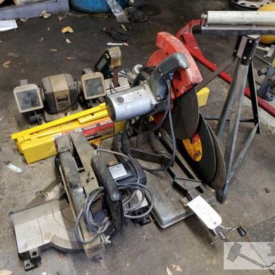 5204: Split Phase Grinder, Two chop saws, Belt sander, Metal SawHorses and Stand
Craftsman Split Phase grinder, Black and Decker chop...