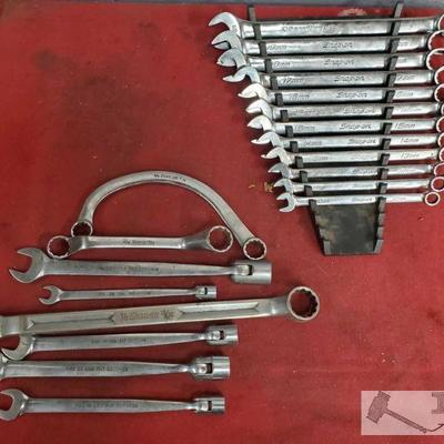 4350: Snap On Wrenches
Various sizes in Snap On wrenches