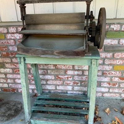Estate sale photo