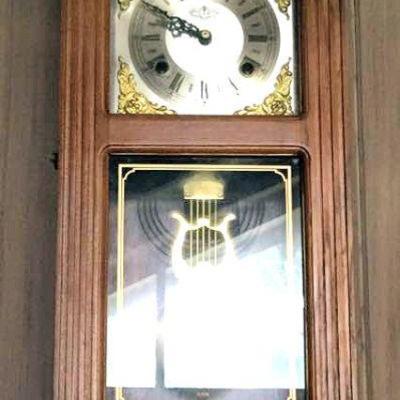 NNT036 Beautiful Vintage Wall Clock
