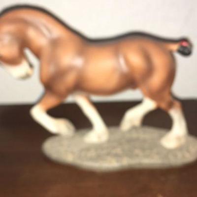 clydesdale horse statues 