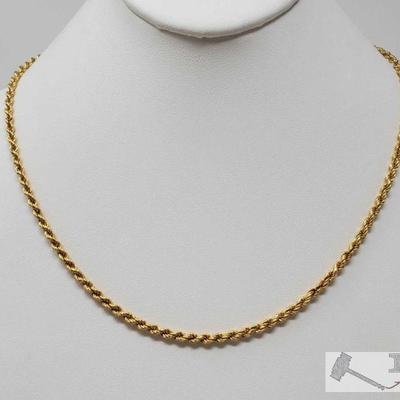 111: 14k Gold Rope Chain, 5.8g
Weighs approx 5.8g, measures approx 20