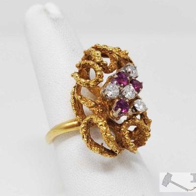 75: 75: 18k Gold Diamond and Ruby Ring, 12.8g
Weighs approx 12.8g, approx size 7.5
J45