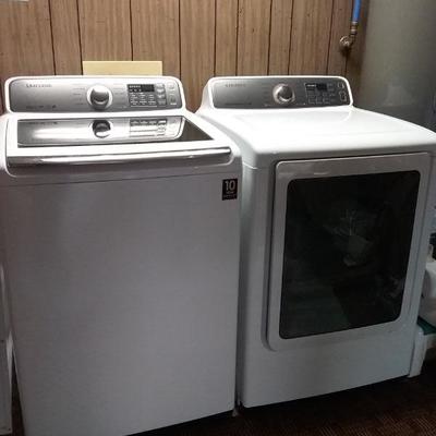 Sam Sung washer and dryer, only 2 years old. In perfect  condition