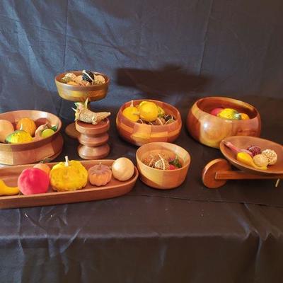 Wooden Bowls and Baubles