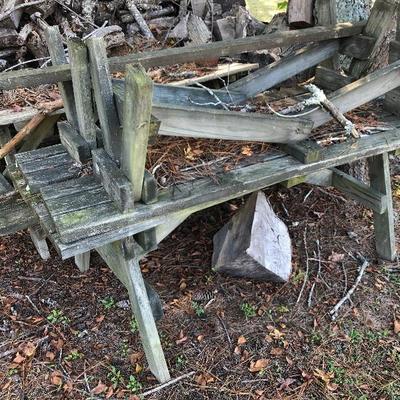 Picnic table w/2 benches
$40