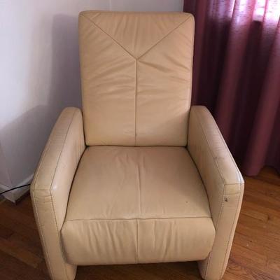Cream leather modern recliner
$80