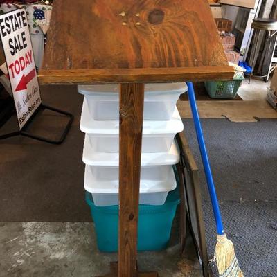 Podium
$30