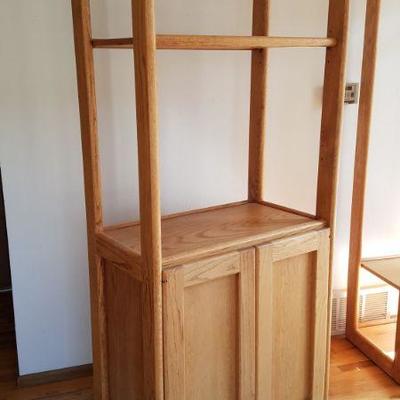 Oak shelf & cabinet