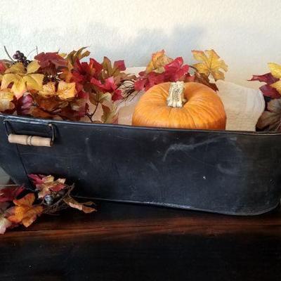 Vintage metal storage bin