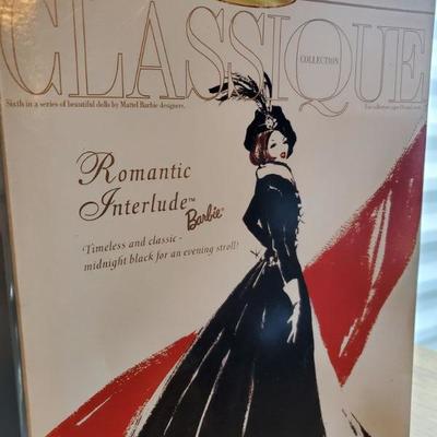 Classique Barbie in box