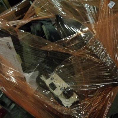 Pallet of Used Car Parts and Accessories - Includi ...