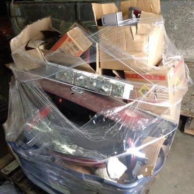 Pallet of Used Car Parts and Accessories.