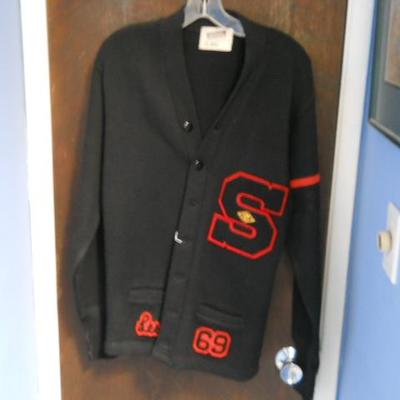 VINTAGE CLOTHING
* Red Ralph Lauren Polo Blazer (size 12)
* Evan Picone 2-piece suite (bought at Lord & Taylor)
* Black rhinestone...