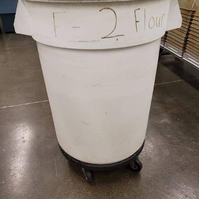 White 32 Gallon Rubbermaid Trash Can on Wheels