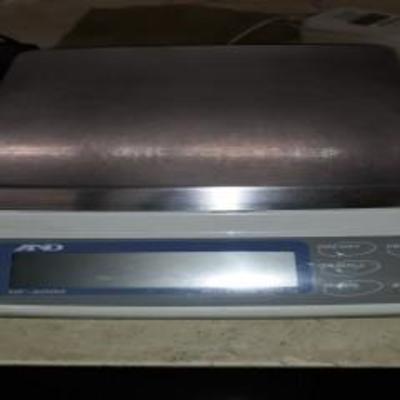 A&D HF-6000 Plug-In Food Scale
