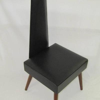 Vintage Mens Valet Chair- Flip Seat For Storage