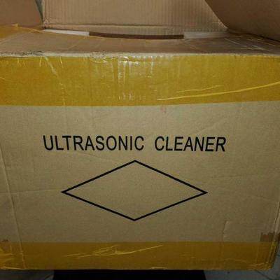 4520: Vevor Ultrasonic Cleaner New in Box
New in box, box was opened for photo purpose