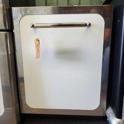 3006:Heartland Appliances Dishwasher
Measures approx 25