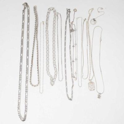 1281: 12 Sterling Silver Chains, 192.6g
Weighs approx 192.6g