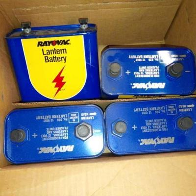 Box of 4 Rayovac 12 v Lantern Batteries