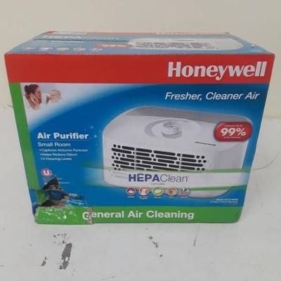 Honeywell Air Purifiers HEPAClean Tabletop Air Pur .....