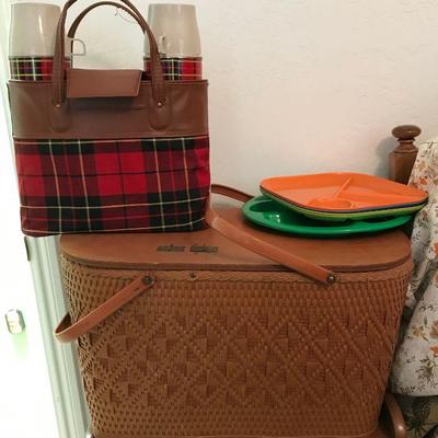 Vintage Thermos and picnic set