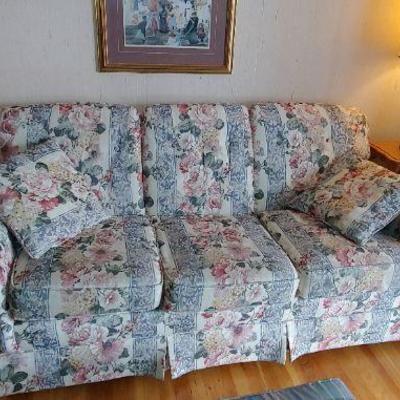 Three cushion couch 125 or best offer. 