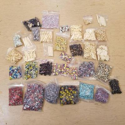 approximately 30 bags of assorted jewelry beads