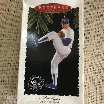 Hallmark Keepsake Ornament MLB Baseball-Nolan Ryan
