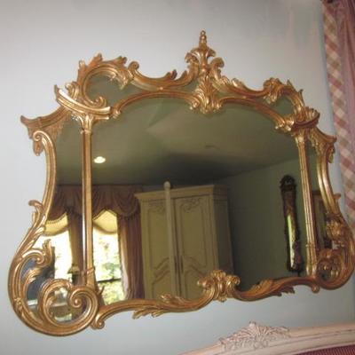So Many Great Gold Gilt Mirrors 