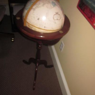 Standing Globe 