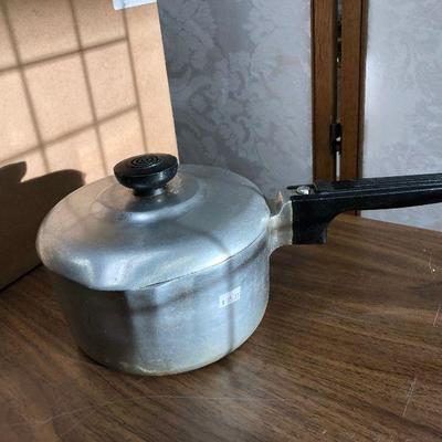 LAN726: Magnalite 2qrt Pot Local Pickup $25  https://www.ebay.com/itm/123960457287