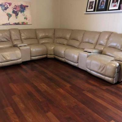 CT0072: Cindy Crawford Sectional Sofa with 2 Electric Recliners Local Pickup  https://www.ebay.com/itm/123974276173