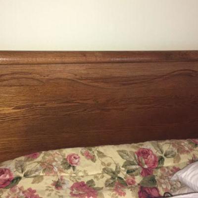 antique oak Queen bed