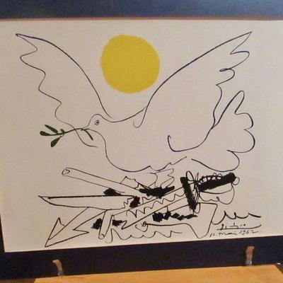 Pencil signed Picasso litho: Dove of Peace