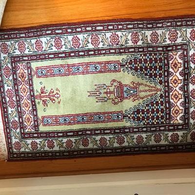 Persian rug $295
40 X 25