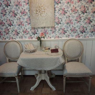 vintage drop leaf table and four upholstered chairs