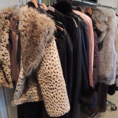 quality leather coats, skirts, vests, furs, size XS, S, 2, 4, some 6