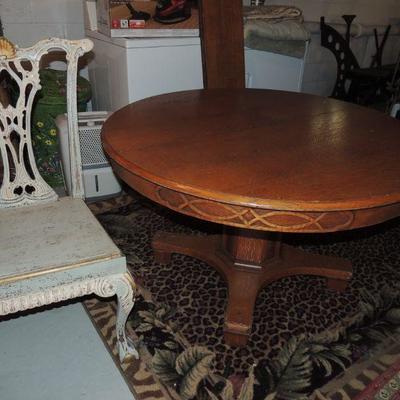 vintage round oak pedestal table