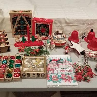 Vintage Christmas Decor